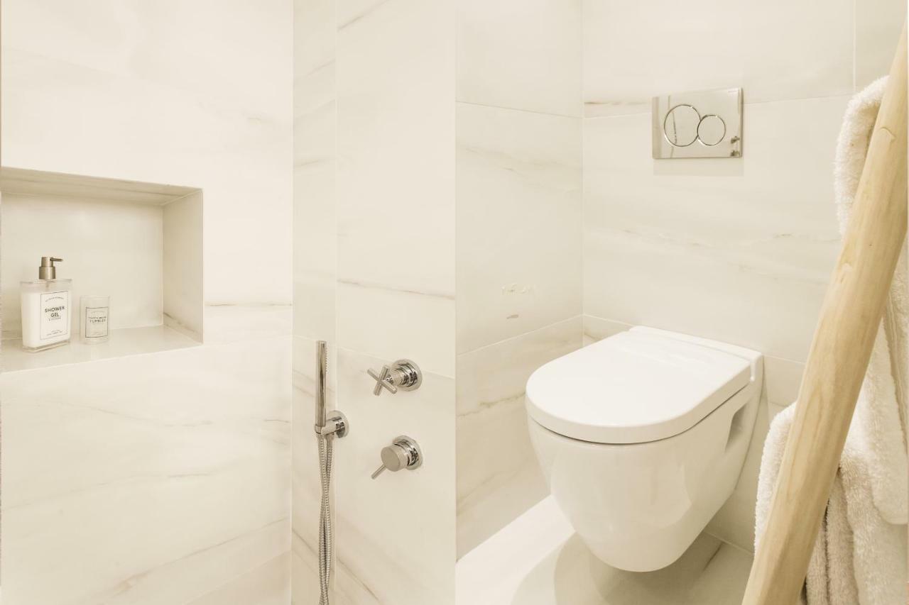 *** Boutique Syntagma Apartment W/ Plunge Pool *** Atenas Exterior foto